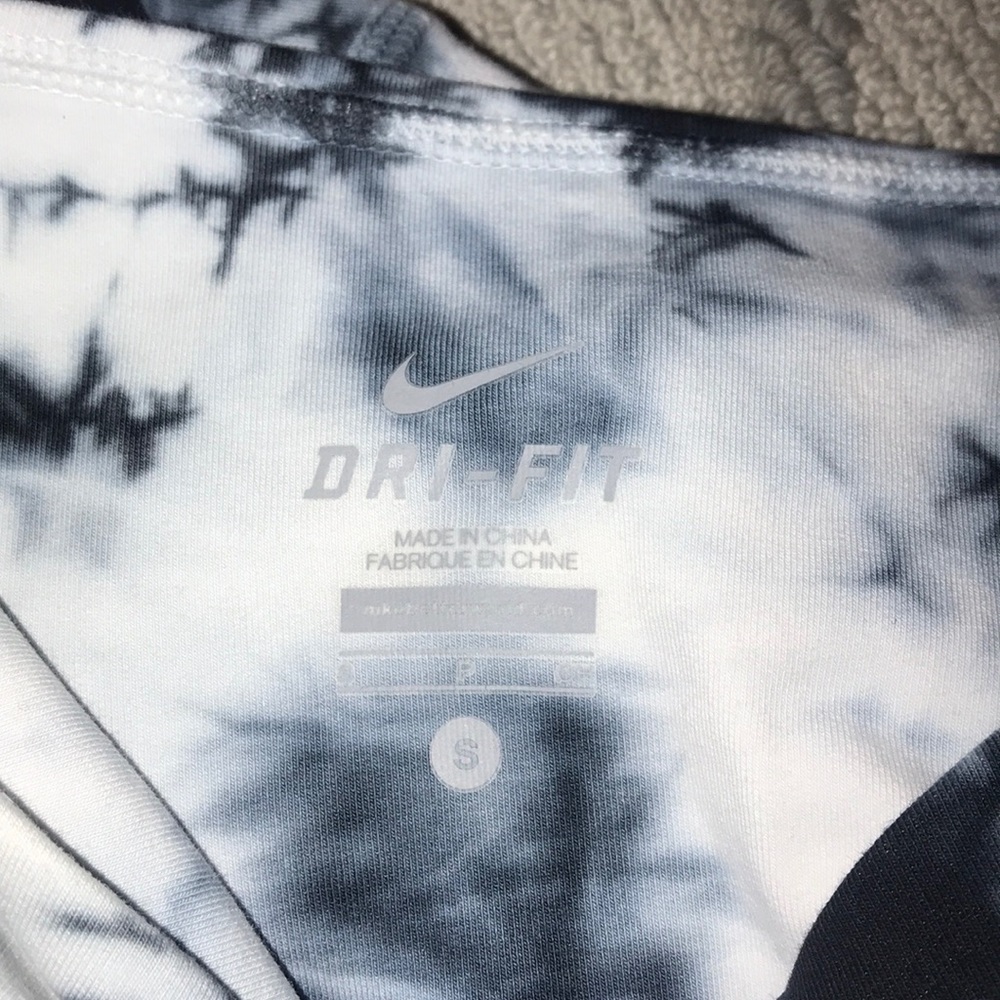 Nike leggings 🦋